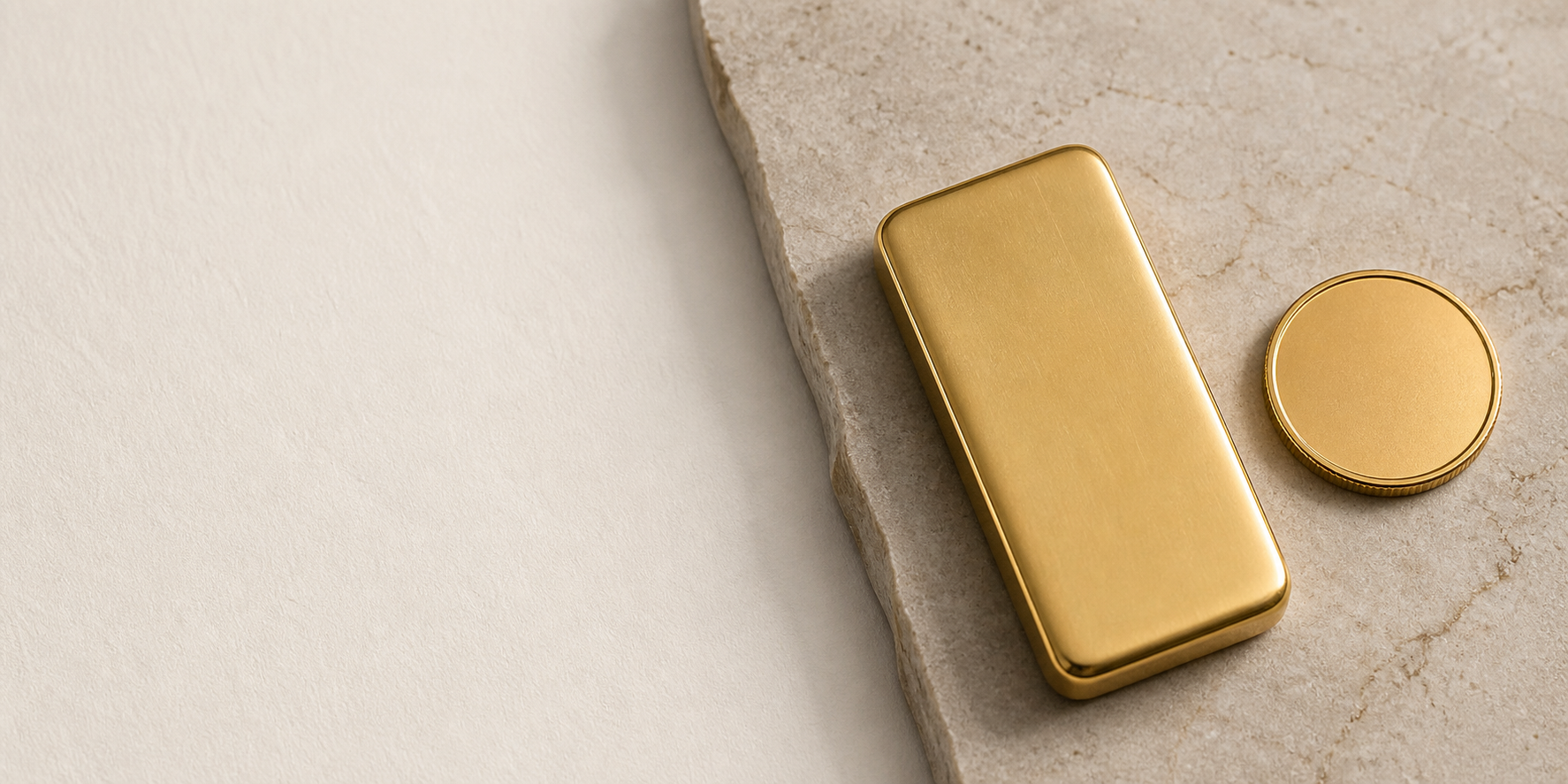 Goldprodukte in einer geordneten, unmarkierten Materialstudie